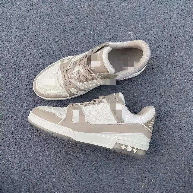 1V Trainer Gray