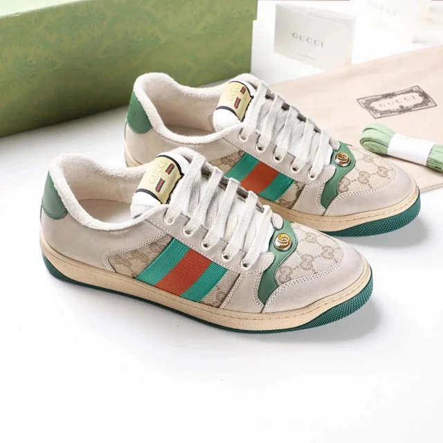 GUC Classic Dirty Shoes