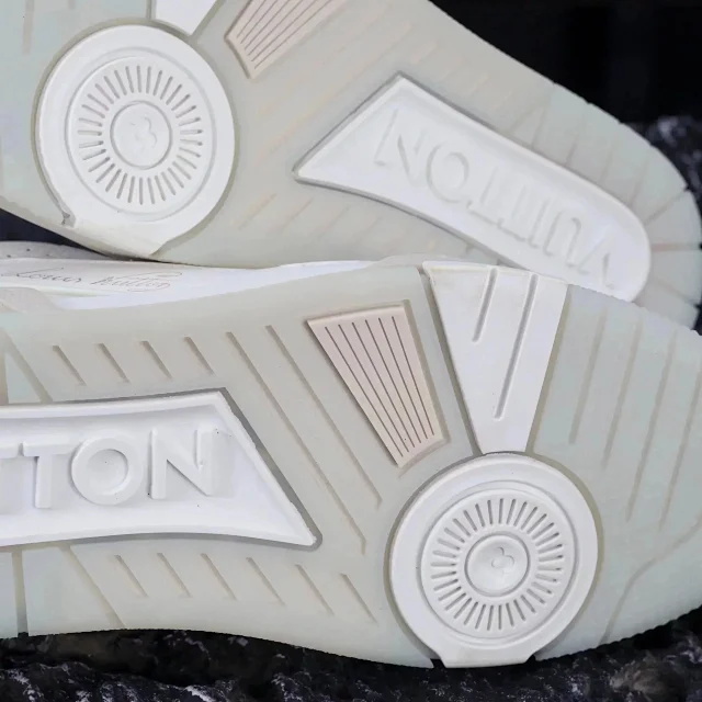 Trainer White Cement