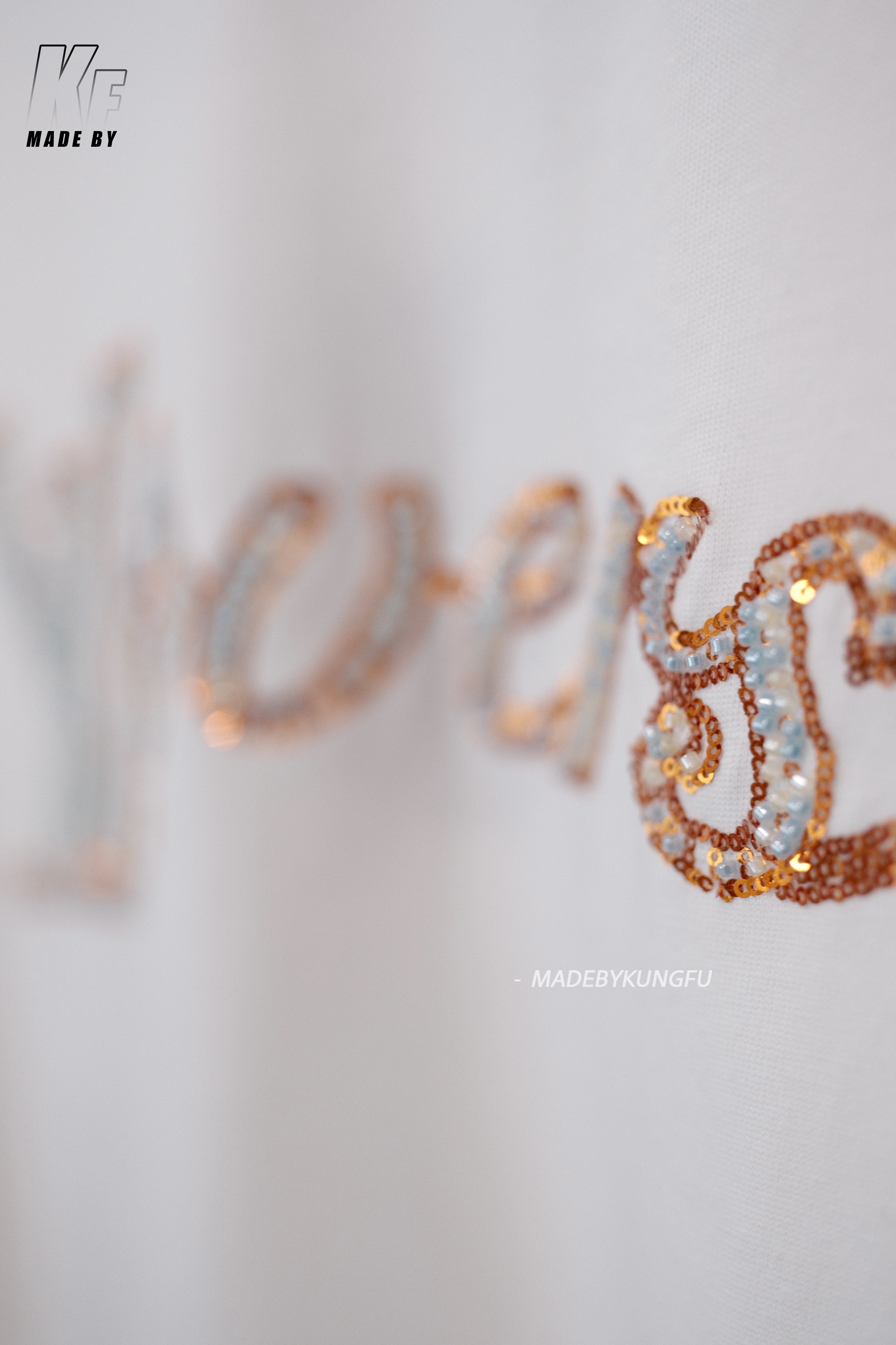 1V Gradient Beading tee