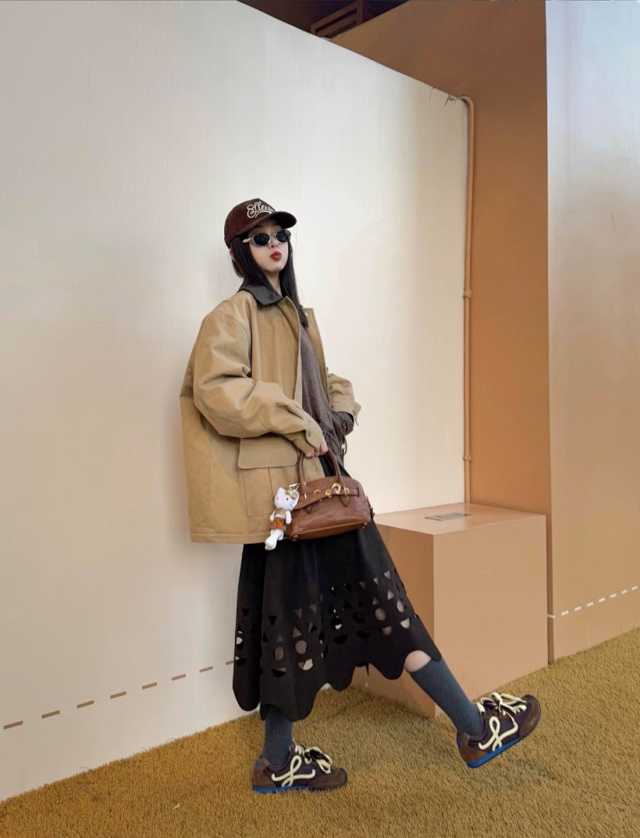 【四色出货】LOEW罗意 Ballet Runner 2.0 尼龙牛皮革 圆头系带 低帮 生活休闲鞋 棕色