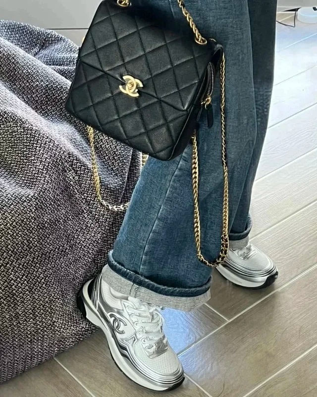 【银角女鞋】Chanel香奈儿 23C 银角大王银灰拼色网格女生小白鞋