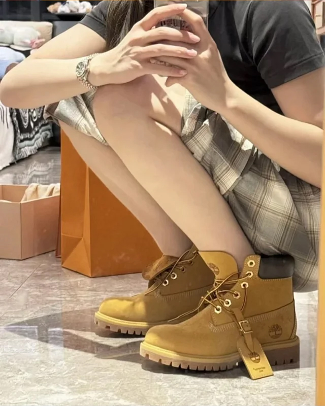 【致敬经典】驴 联名timberland 防水绒面大黄靴