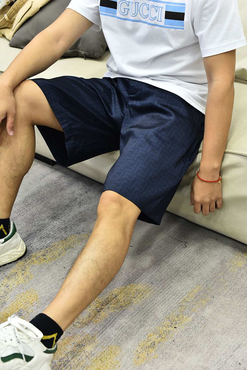 FENDI芬迪印花短裤 深蓝色