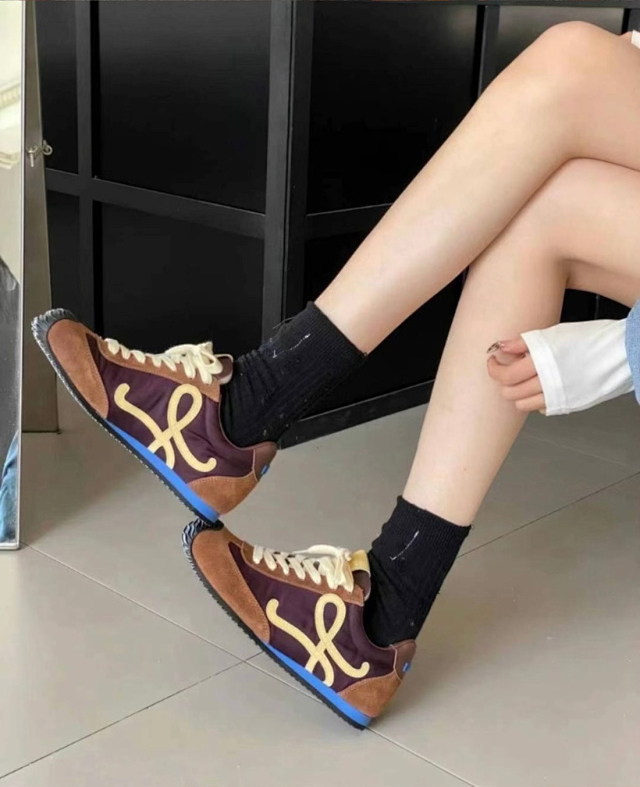 【四色出货】LOEW罗意 Ballet Runner 2.0 尼龙牛皮革 圆头系带 低帮 生活休闲鞋 棕色