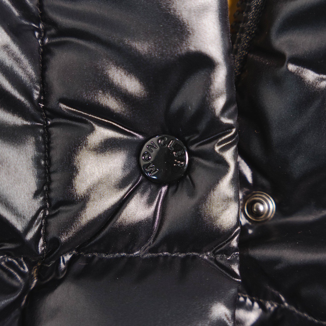 蒙口宋茜同款羽绒服