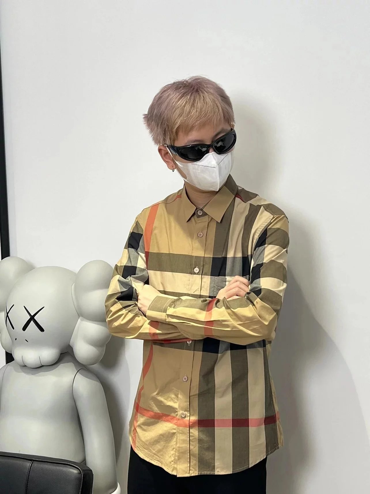 Item ID 8218 BURBERRY- Burberry -23ss- new shirt - large plaid shirt -Vintage long