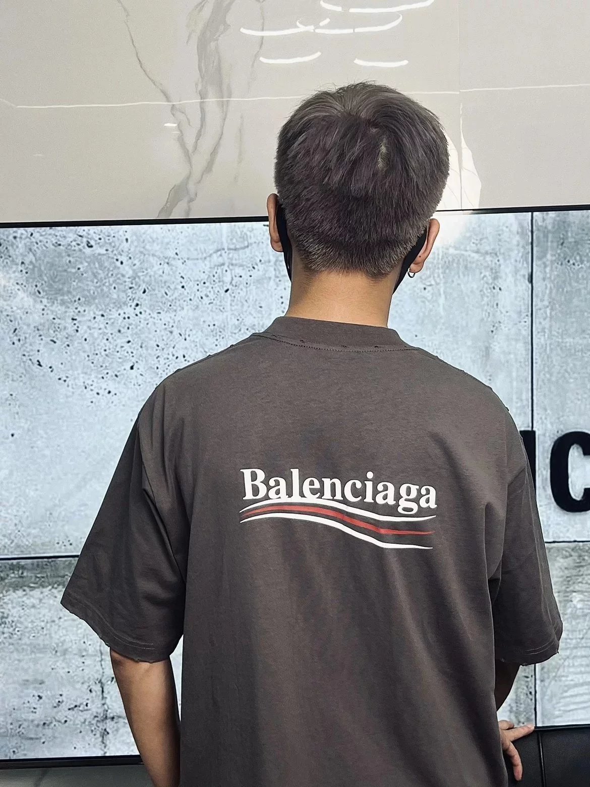 Item ID 8291 Balenciag-2022fw - Wave Cola Short Sleeve - Dark Brown - Damaged Proce