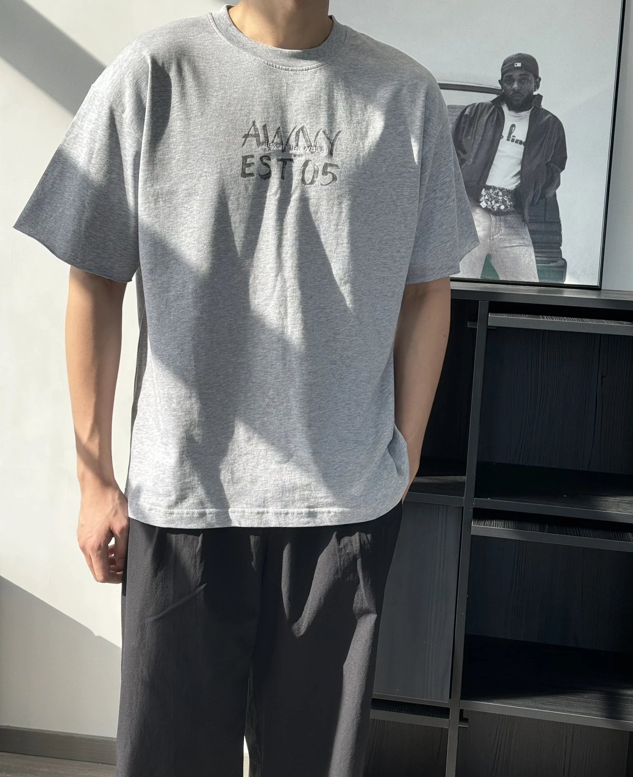 Item ID 8317 king alexander - Unisex loose graffiti logo short sleeves T shirt - Sa