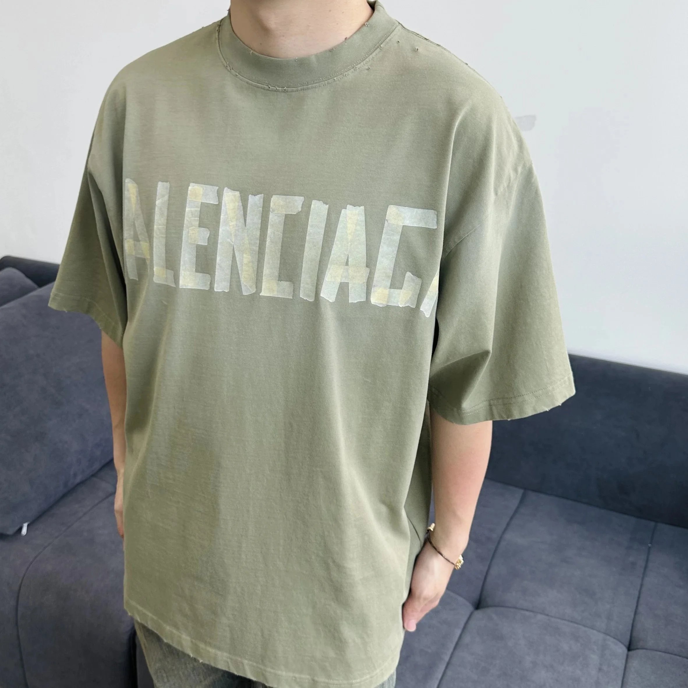 Item ID 8278 Balenc1aga - Paris-2023s - Pattern Paper Series Short Sleeves - Retro