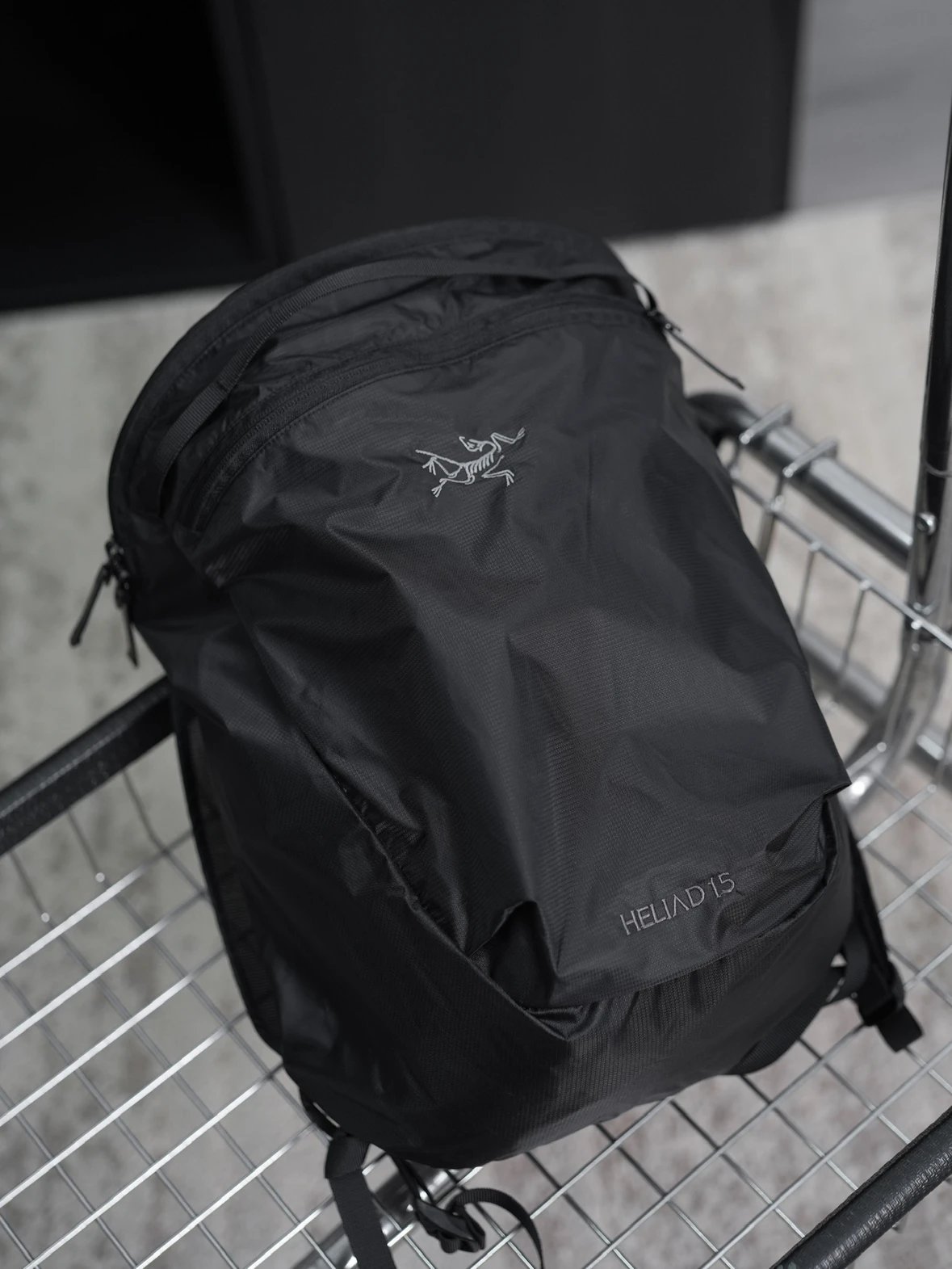 Item ID 8486 Heliad-16L-Waterproof coated nylon fabric embroidered logo multifuncti