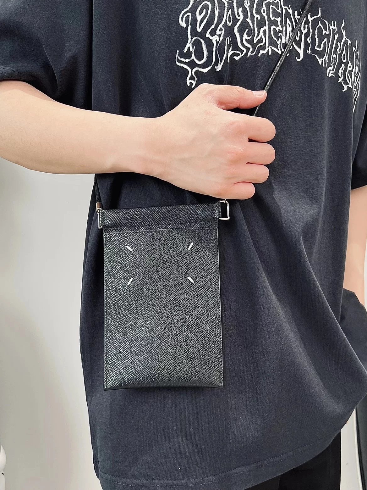 Item ID 8497 Maison-M@rgiela- Majira - Classic four-line mobile phone bag - Made of