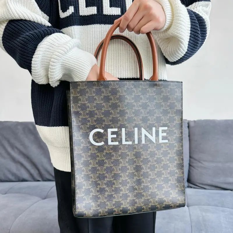 Item ID 8452 CEL1NE- Celine -2020ss- Classic -Cabas-Tote-thriomphe- Classic all-ove