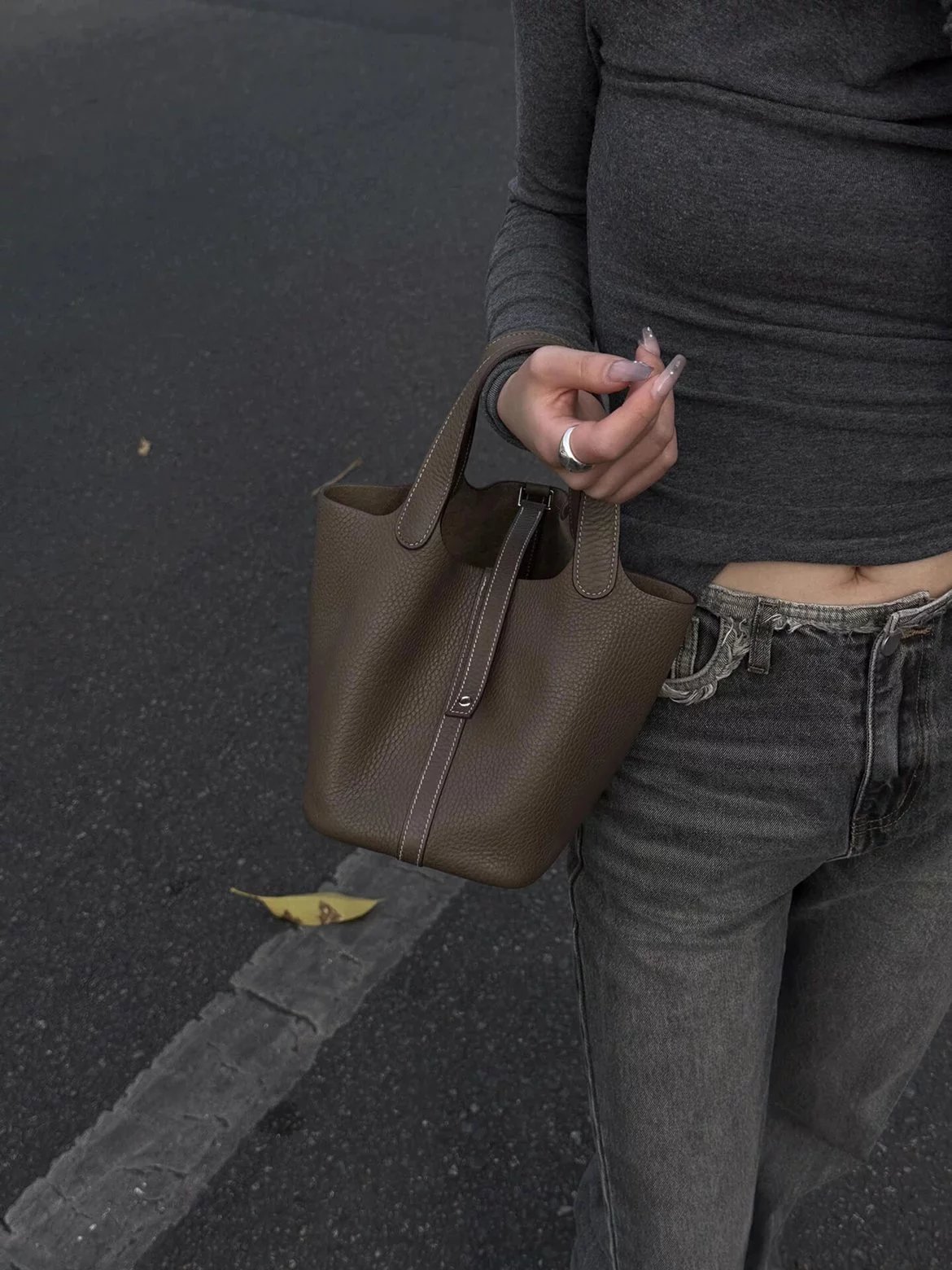 Item ID 8487 HERME3-Majia-Picoting-Lock-18- Gold Buckle - Calf Leather - Vegetable