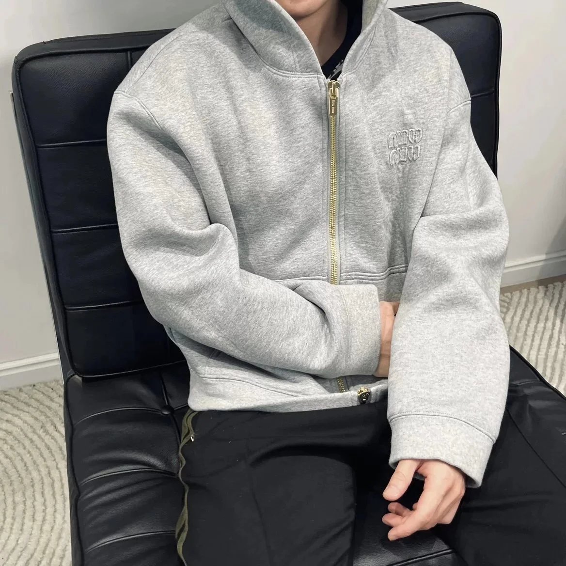 Item ID 8042 Miu Miu -2023ss-760g Heavy Weight Fabric - Double sided Stacked Zipper