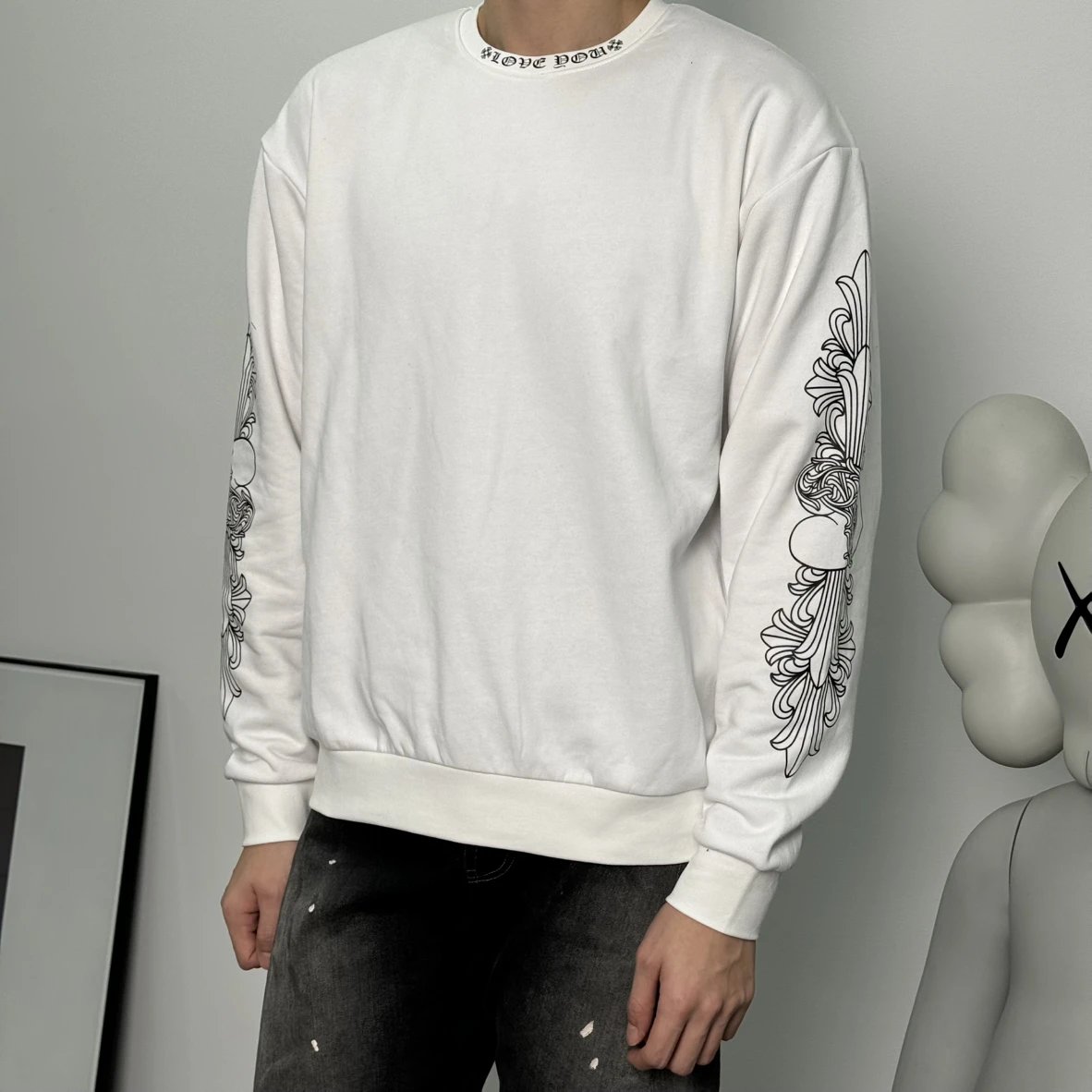 Item ID 8077 CH series “ Velvet lining ” Love vine printed round neck pullover long