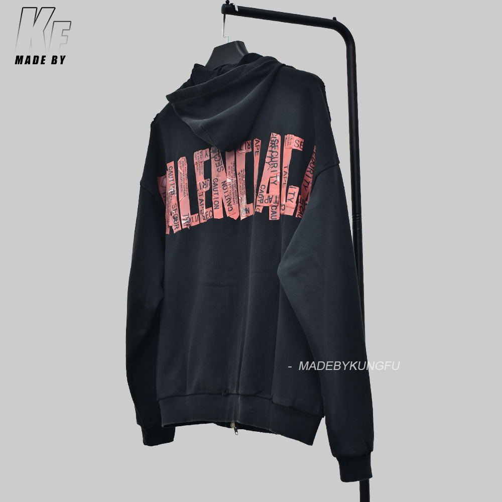 巴黎世家 做旧破洞外套