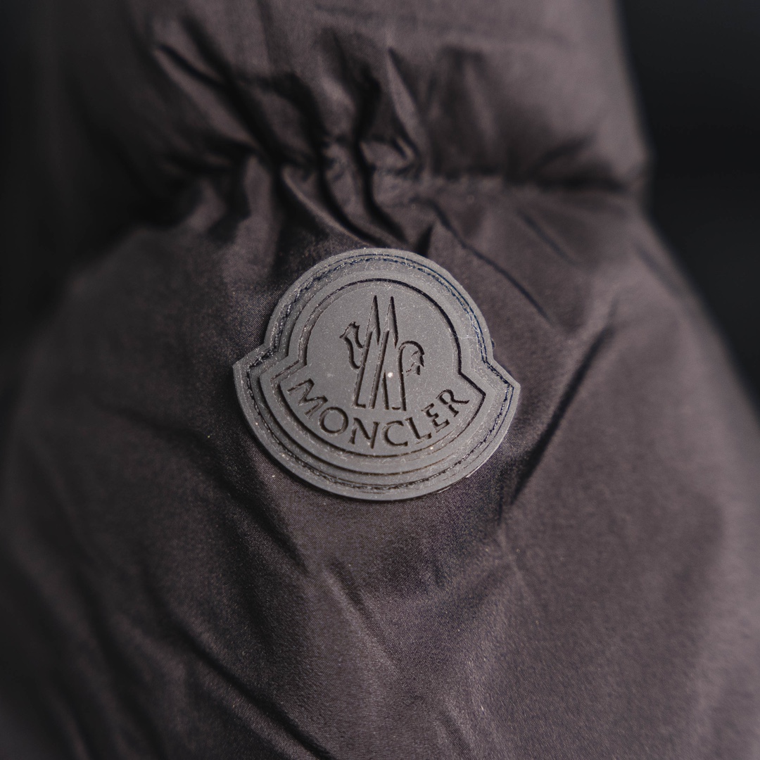 蒙口黑武士羽绒服___黑色灰色