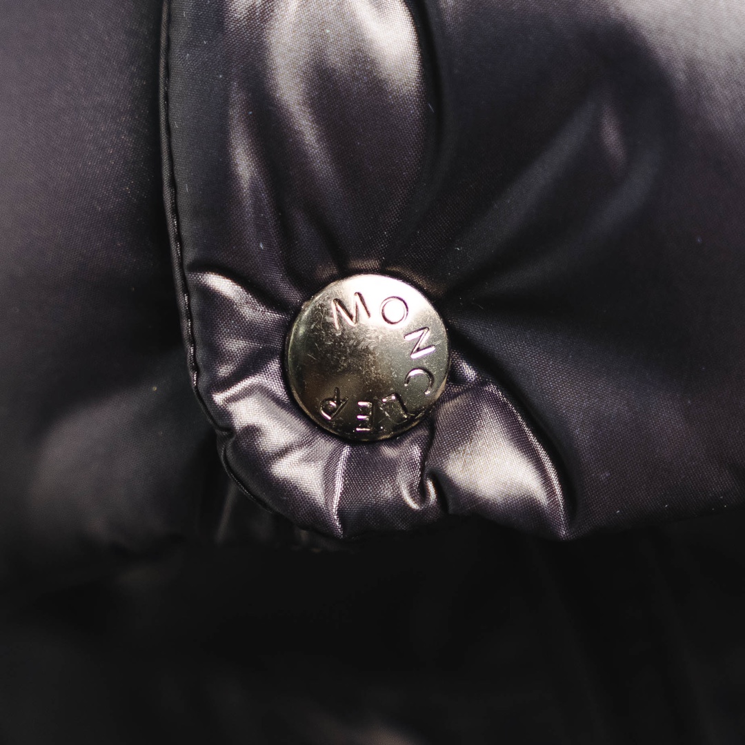 蒙口马甲羽绒服___有帽款