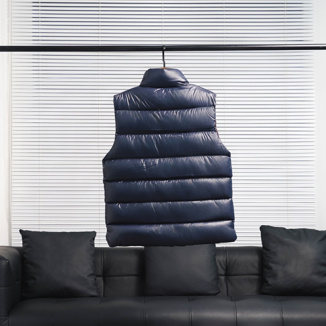 蒙口马甲羽绒服