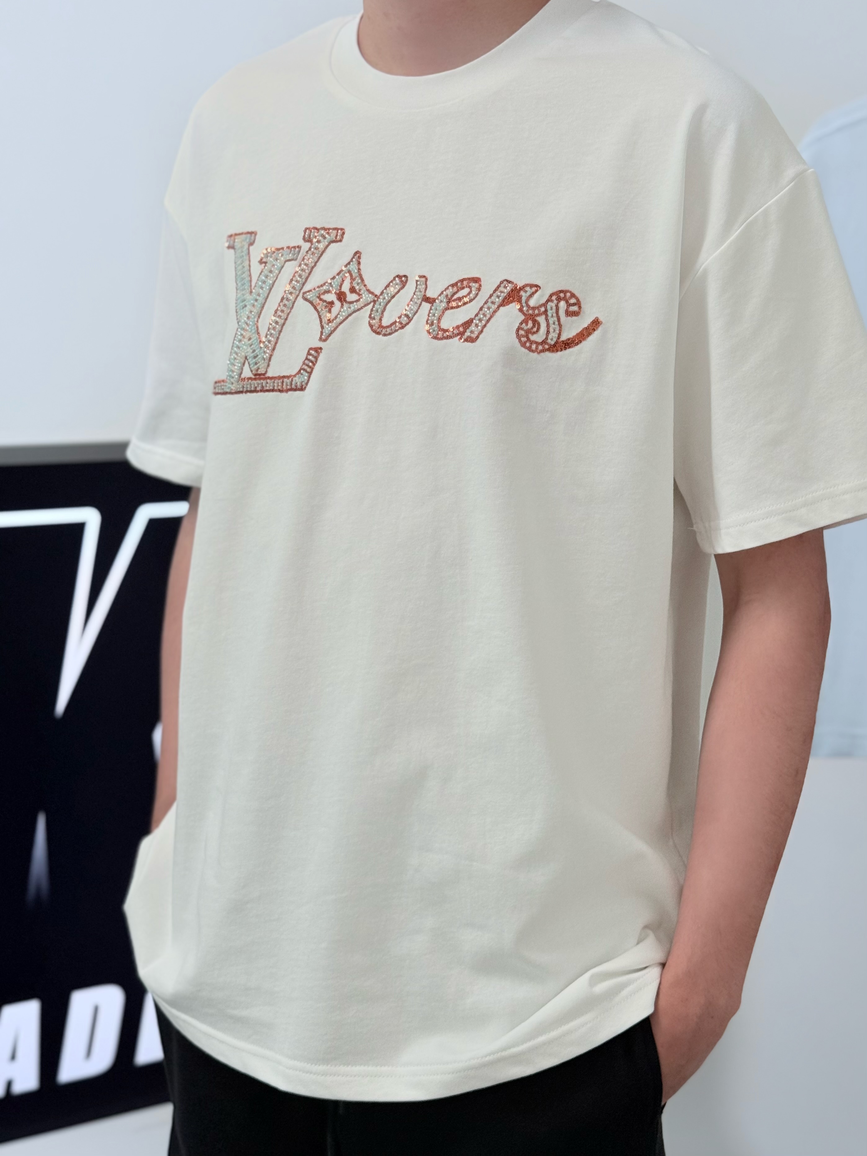 1V Gradient Beading tee