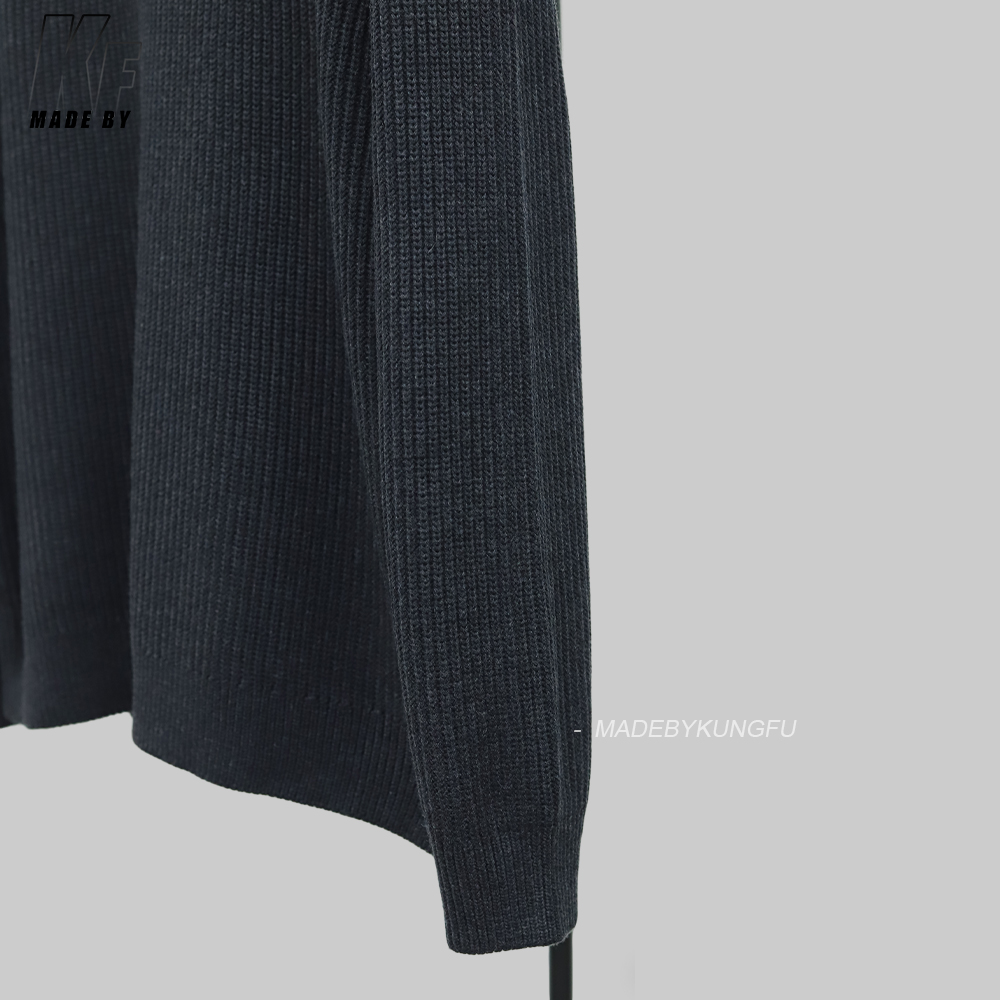 Gucci嵌花字母毛衣 灰色