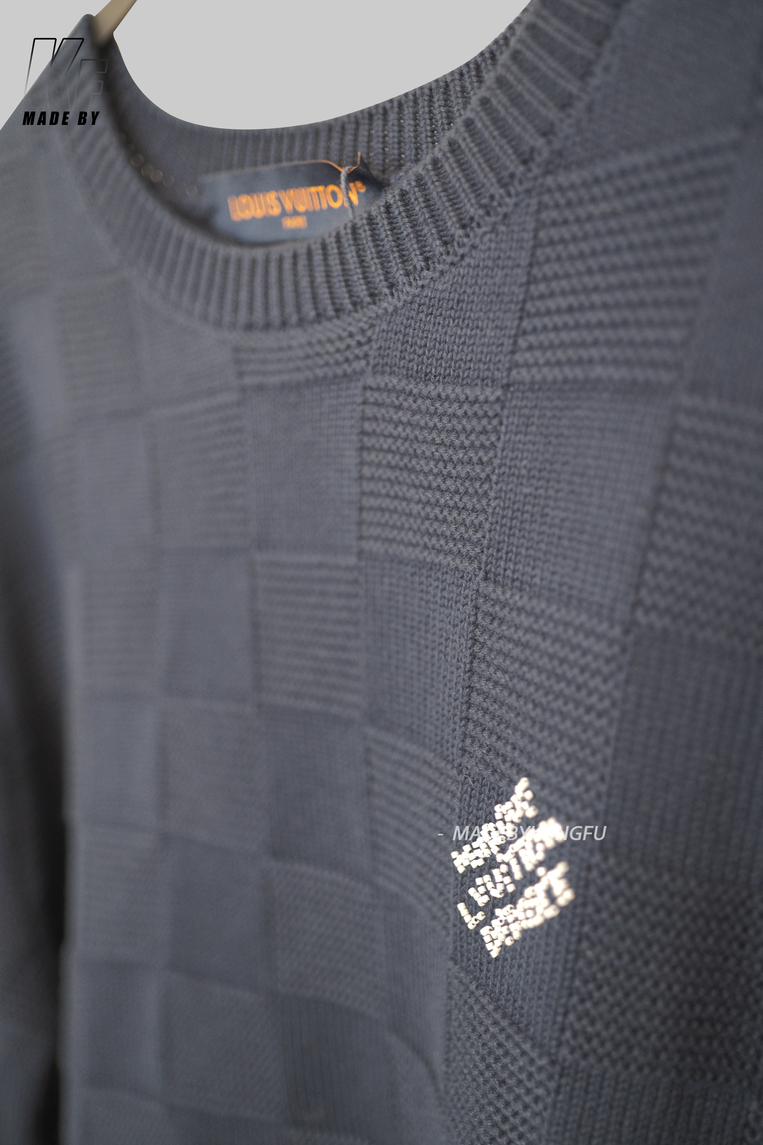 1v checkerboard sweater 