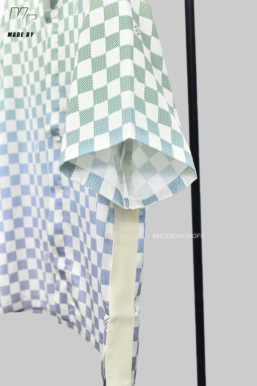 1V 格子渐变衬衫