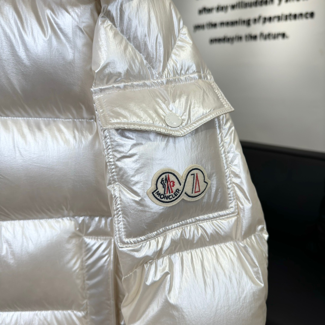 蒙口羽绒服_70周年限定款