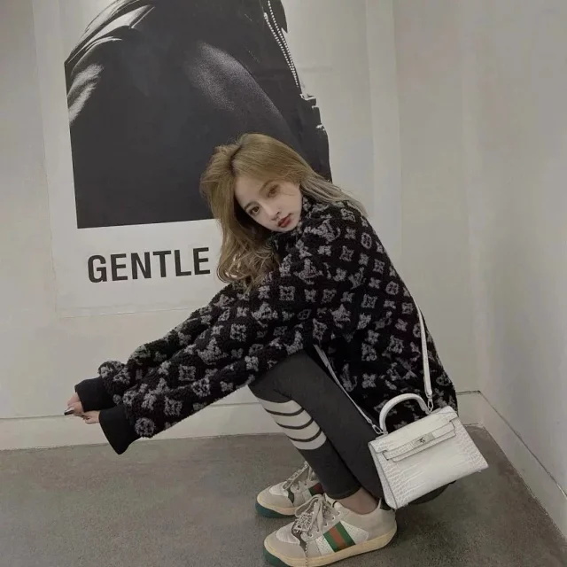 GUC Classic Dirty Shoes