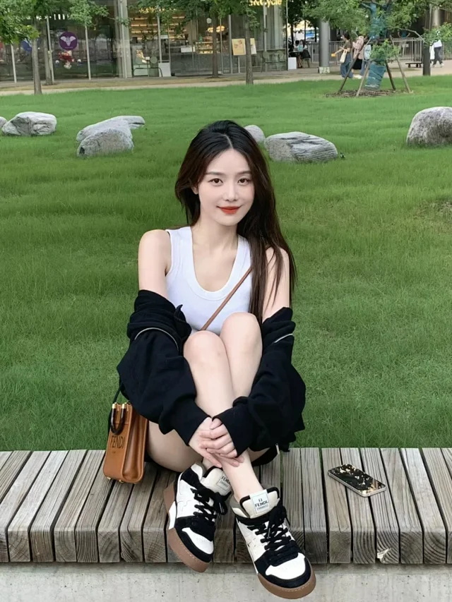 FF Match Embossed Series