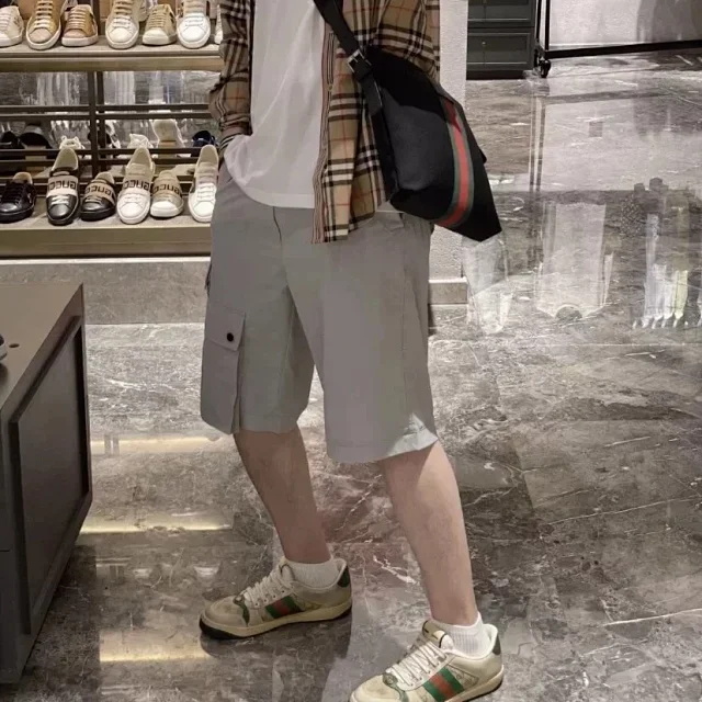 GUC Classic Dirty Shoes