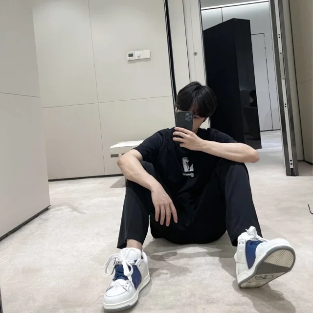 V@lentino Open Skate