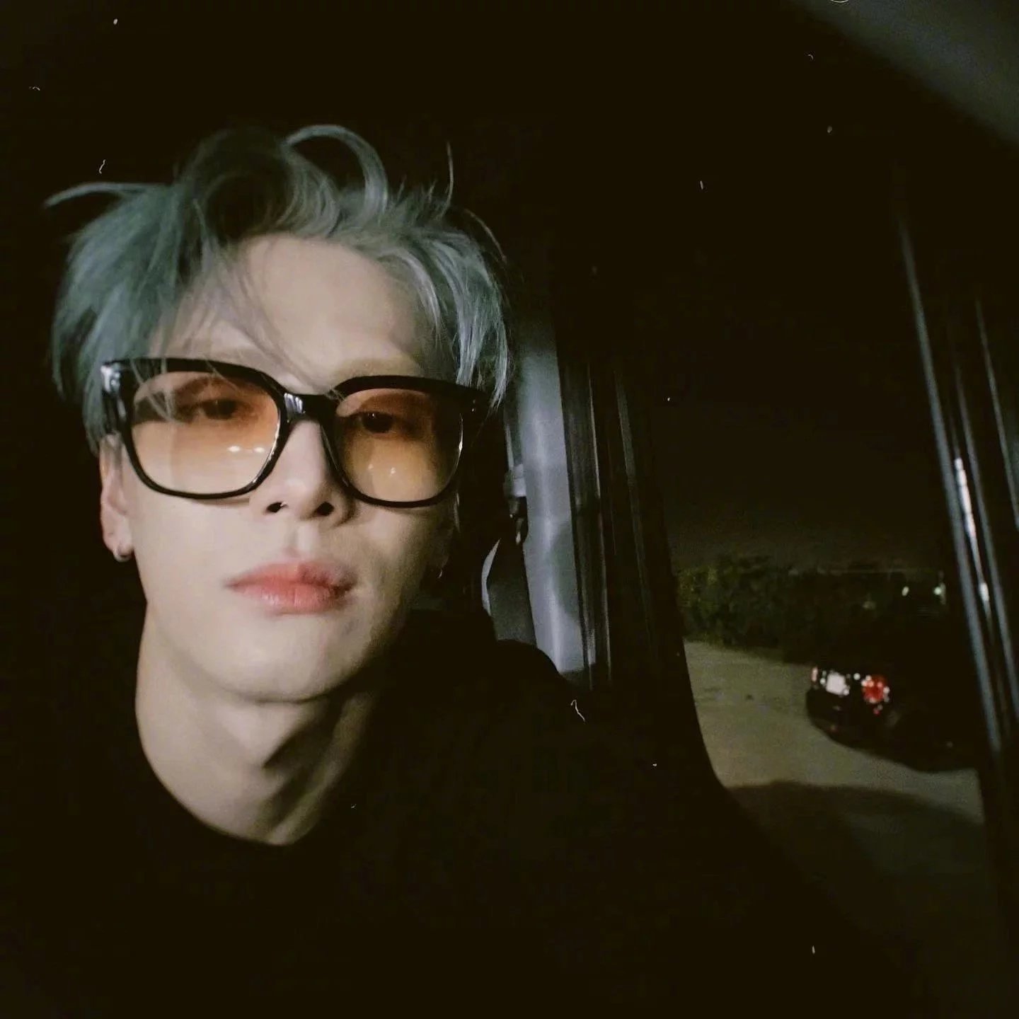 Item ID 8408 Gent1e-M0nster-GM-2024ss-UNAC_N- gradient sunglasses - sunset color -