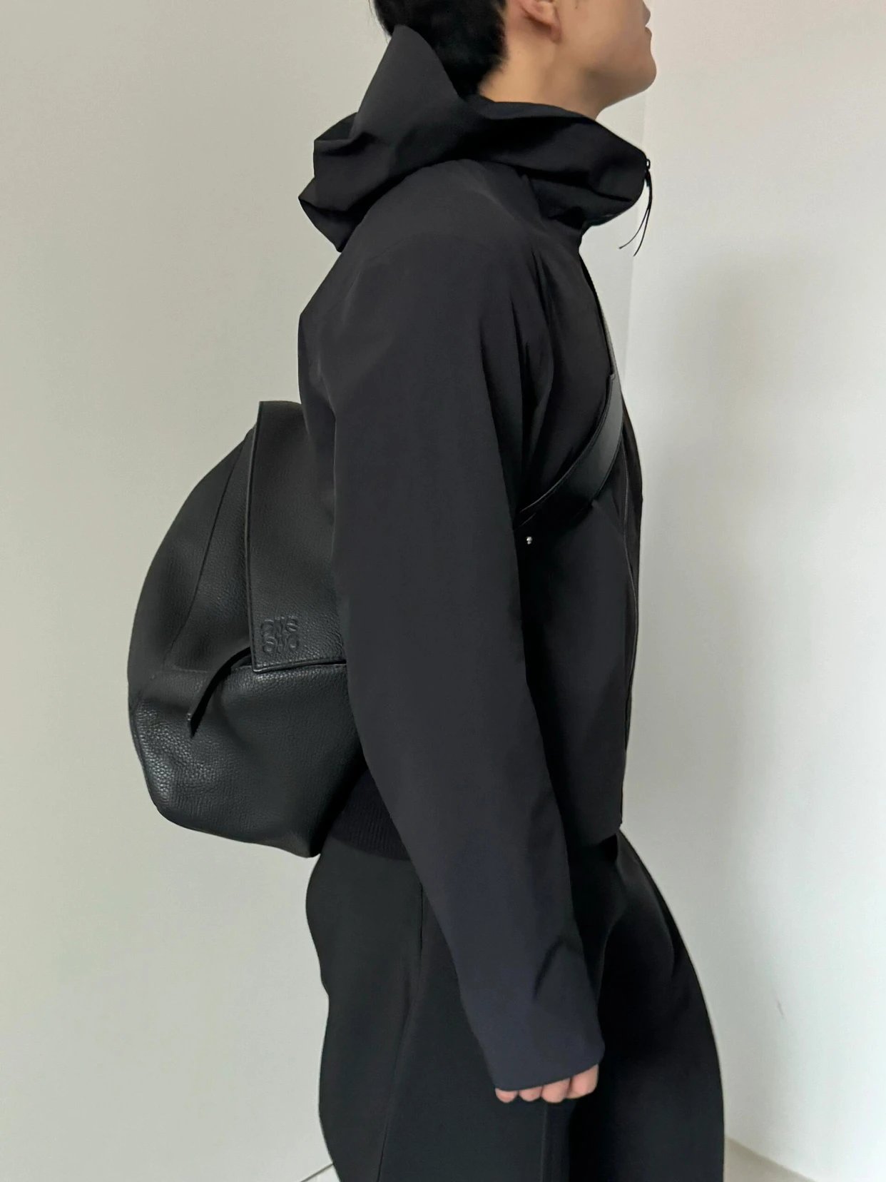 Item ID 8494 L0EWE Roewe Classic Buzz Anagram Leather Embossed Crossbody Bag Detach