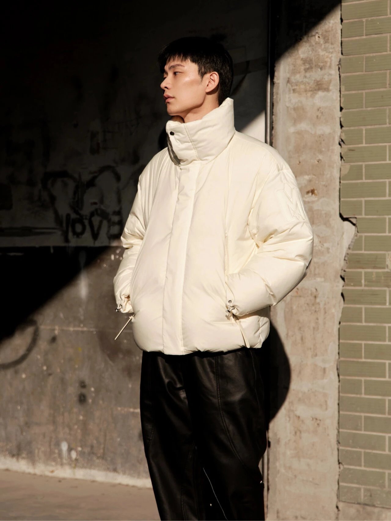 Item ID 8129 MACKAGE-2023S Cloud Series -90 Velvet - Stand up Down Jacket - Breadco