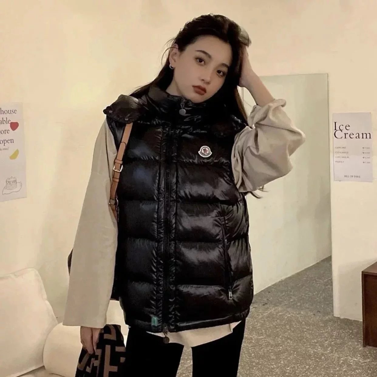 Item ID 8365 Featured 95 goose down -2022 The first down clothing -Moncle- Moncler