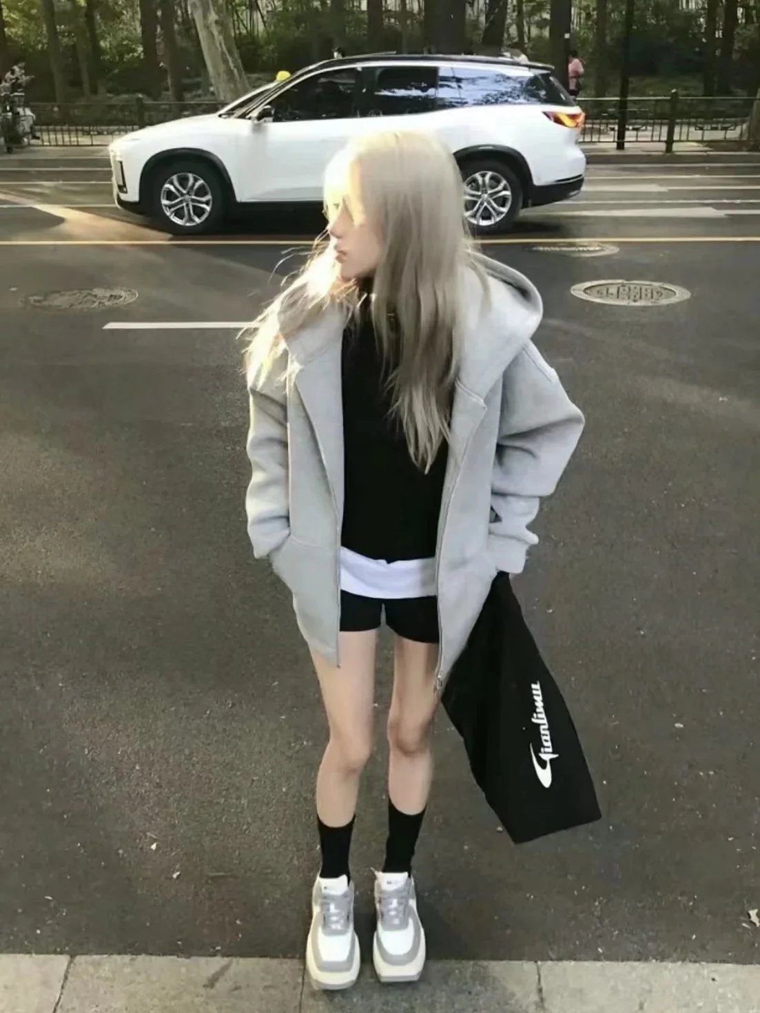 Item ID 8042 Miu Miu -2023ss-760g Heavy Weight Fabric - Double sided Stacked Zipper