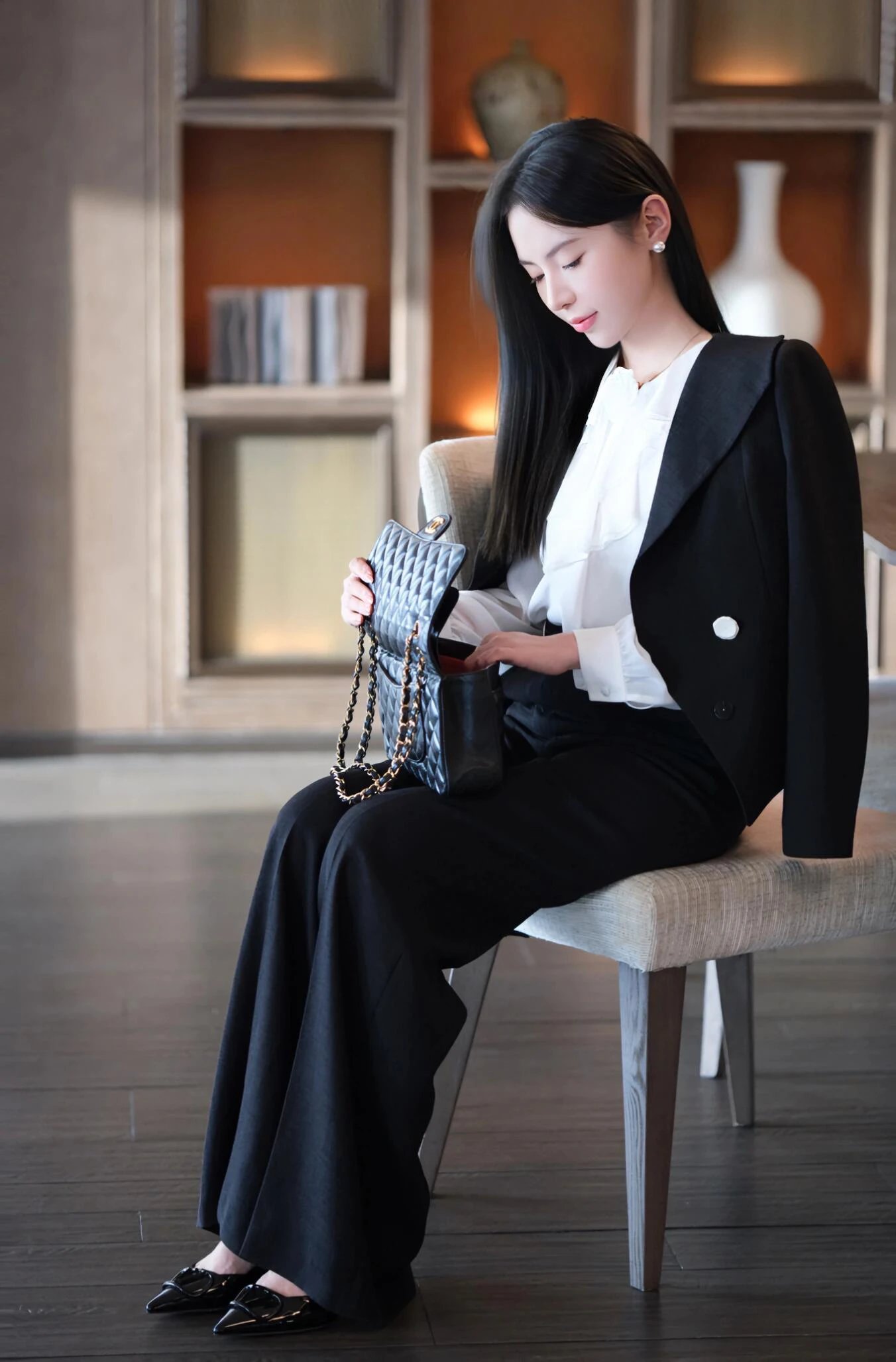 Item ID 8455 Chane1- Fragrant grandma -Classic-Flap-CF- medium size - Classic diamo