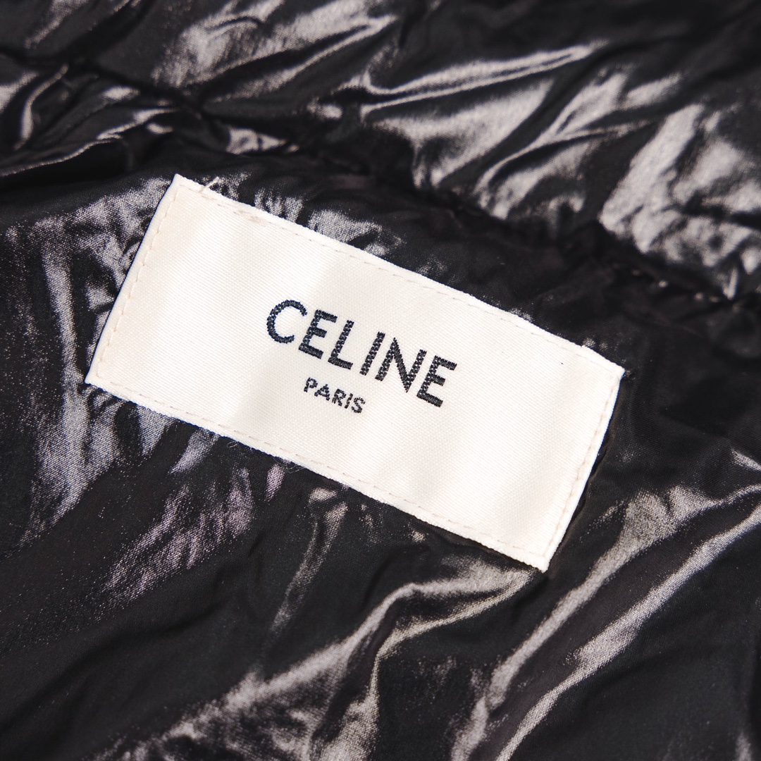 CELINE后背大字母