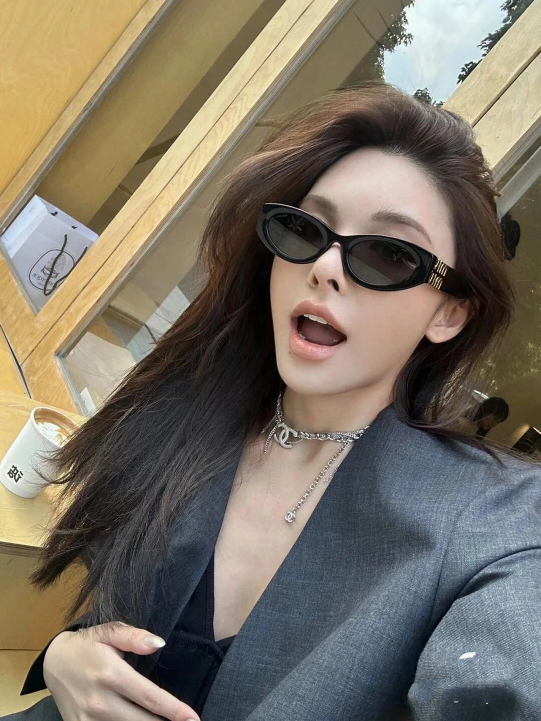 Item ID 8412 M1u-Miu- Miu Miu -2022ss- Classic - cat eye sunglasses - flat frame su