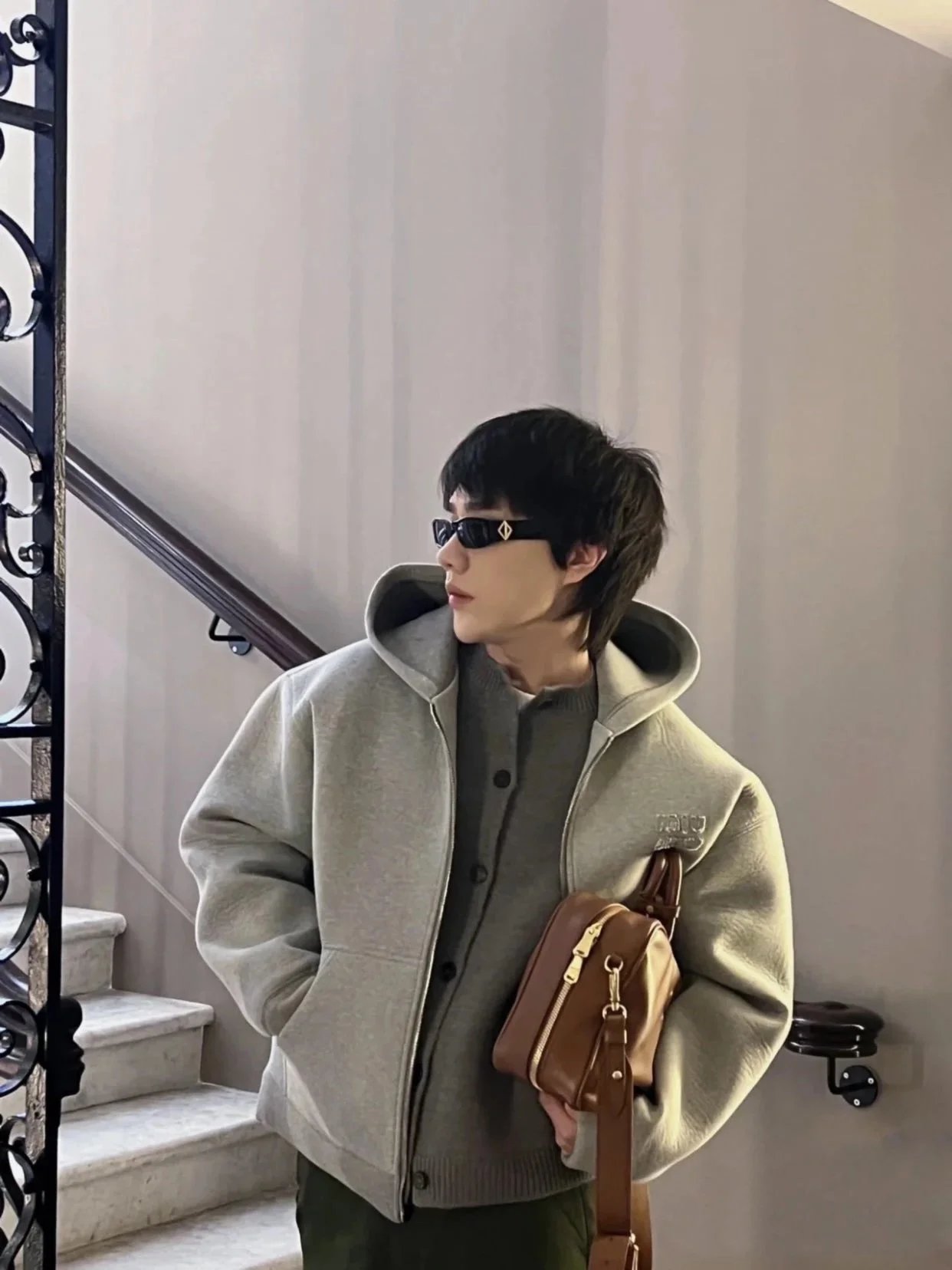 Item ID 8042 Miu Miu -2023ss-760g Heavy Weight Fabric - Double sided Stacked Zipper