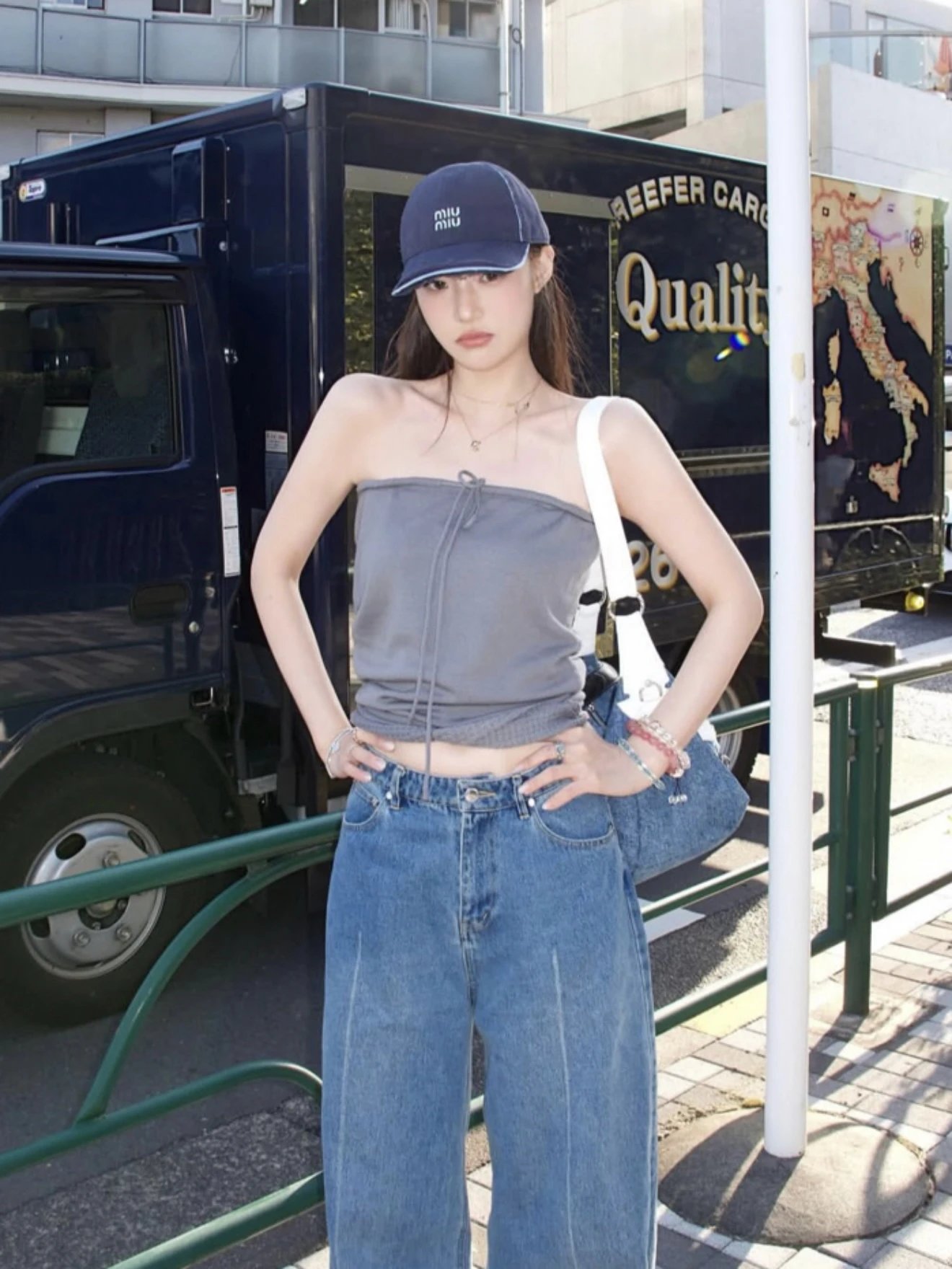 Item ID 8417 MiuMiu- Miu Miu -2024FW- Drawstring contrasting baseball cap - embroid