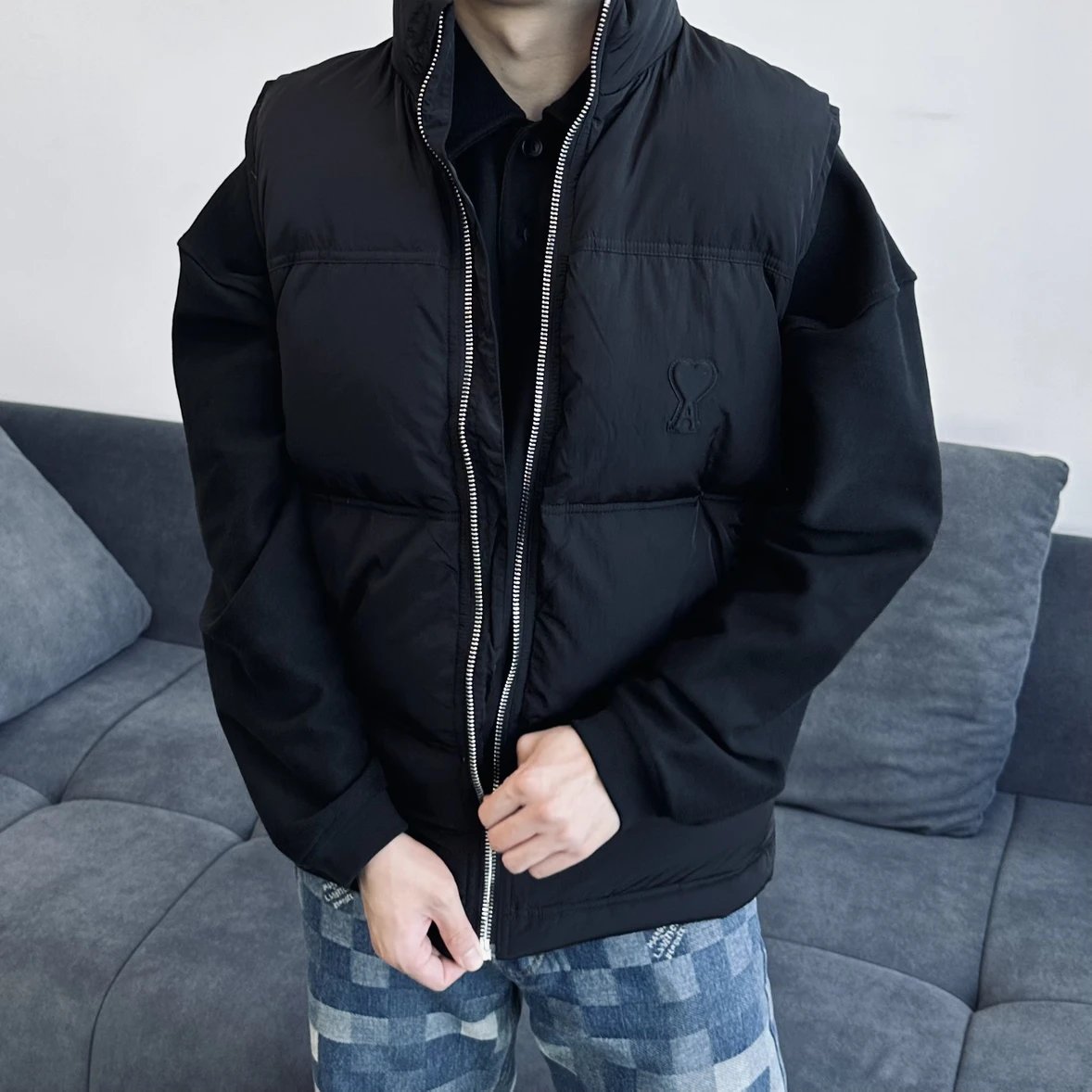 Item ID 8362 AM1PARIS-Am1- down vest - Heart embossed badge vest - Available in bla