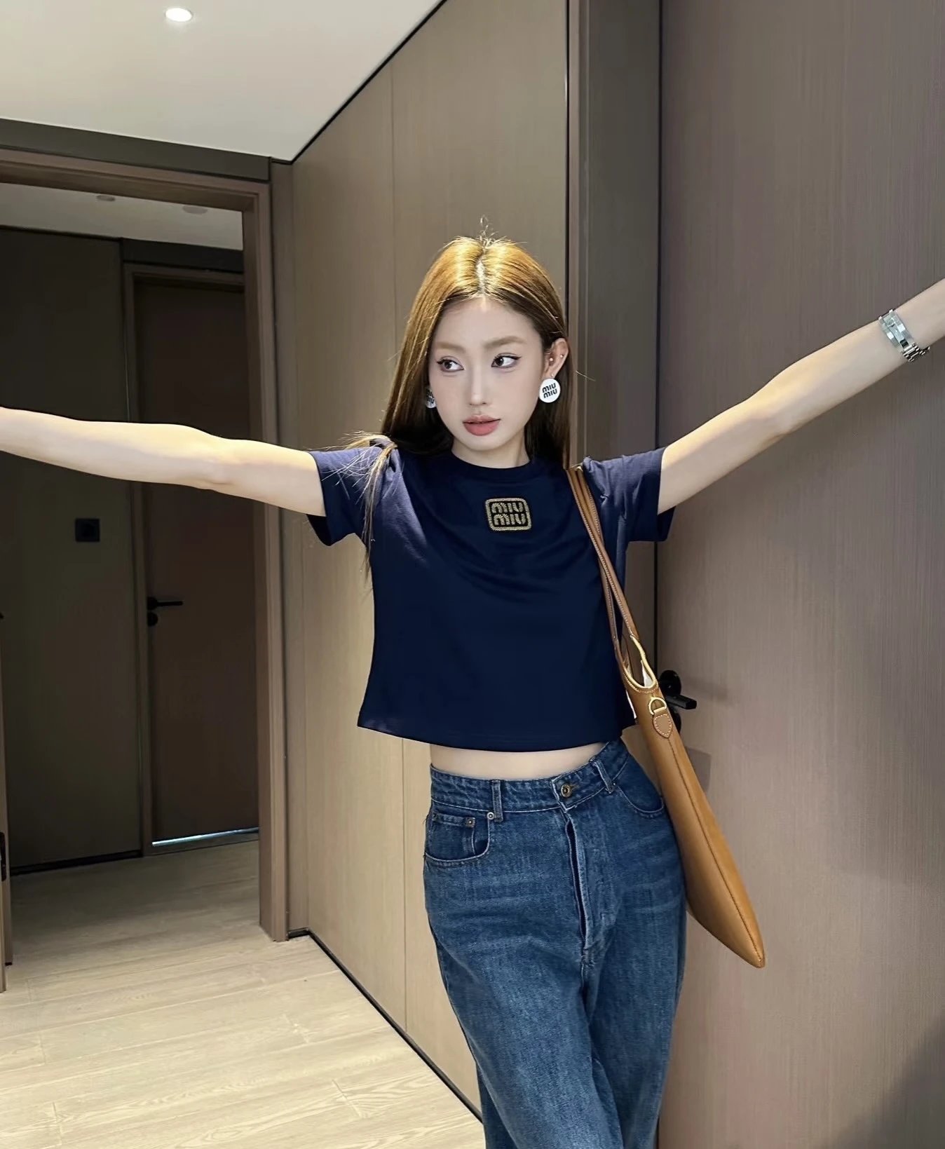 Majira size 6 short sleeved shirt-Brown-