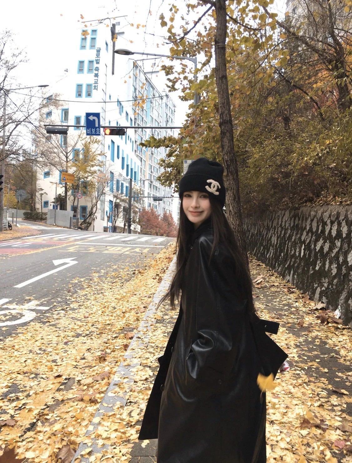 Item ID 8418 Xiaoxiang Embroidered Logo Knitted _Wool and Cashmere Blended_ Woolen