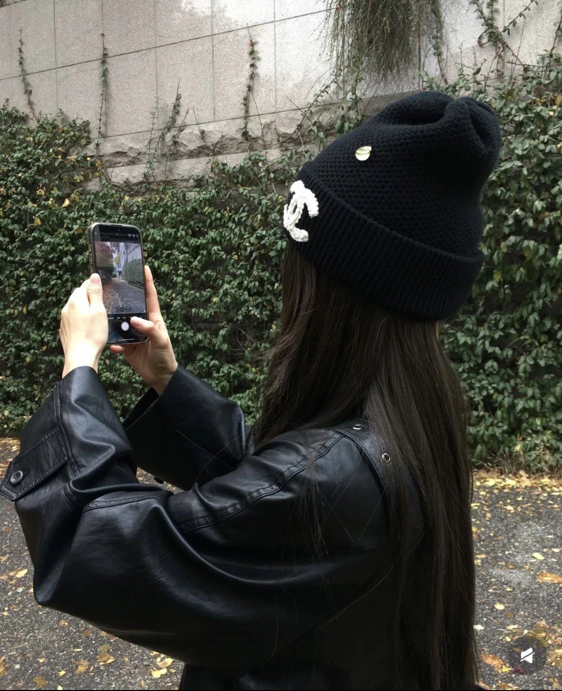 Item ID 8418 Xiaoxiang Embroidered Logo Knitted _Wool and Cashmere Blended_ Woolen