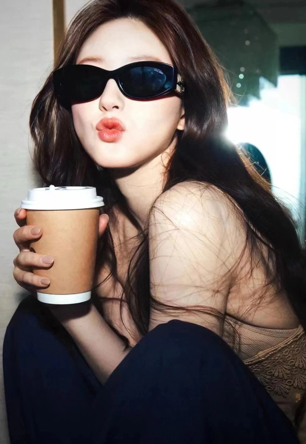 Item ID 8412 M1u-Miu- Miu Miu -2022ss- Classic - cat eye sunglasses - flat frame su