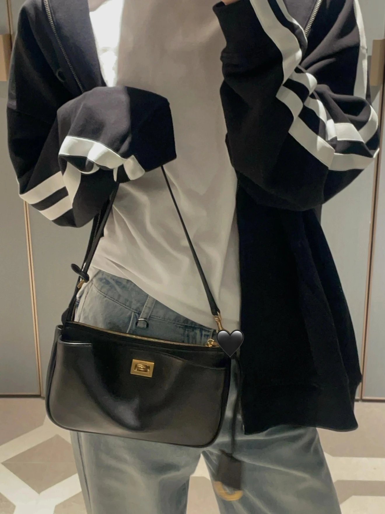 Item ID 8451 Balenc1aga Paris-2024s Redeo Series - Small Mahjong Bag - Imported Hea