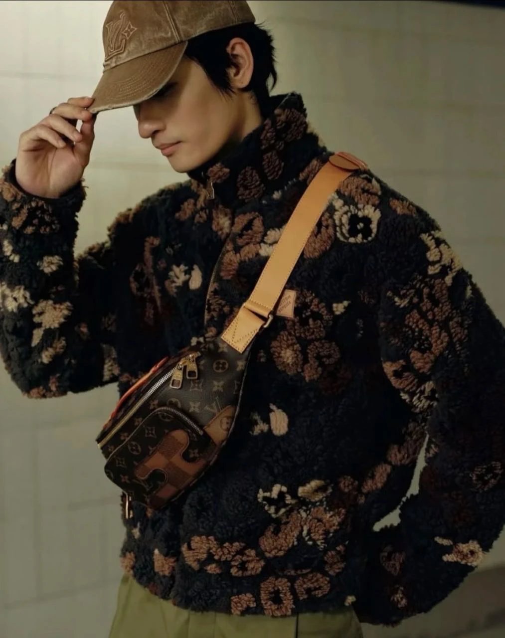 Item ID 8048 NigoFW25 Double sided “ Independently developed steel mold stamping ”